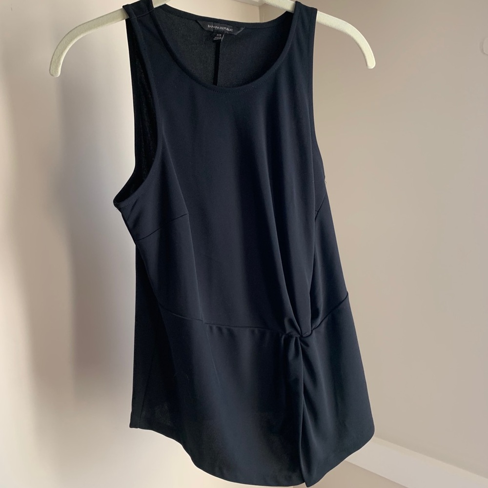 Banana republic black sleeveless shell